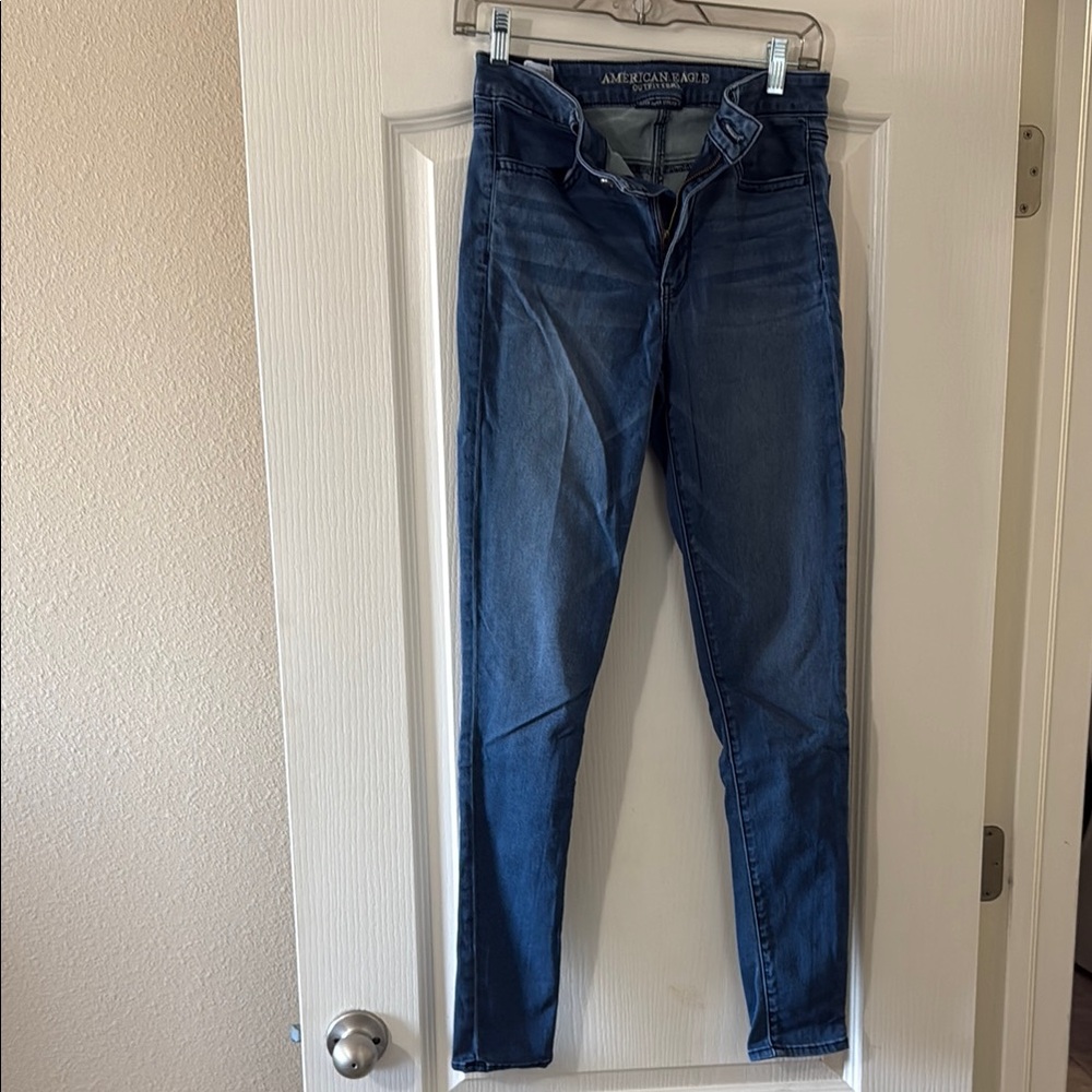 American Eagle skinny jeans, size 8